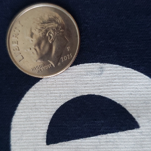 Old Navy Dark Blue Short Sleeves T-shirt Size Medium - Picture 6 of 7